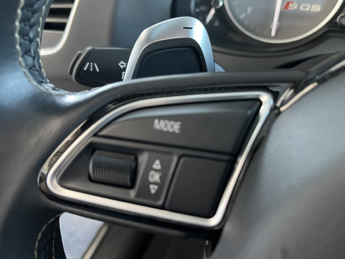 AUDI SQ5 3,0  TDI V6 313 BVA8 QUATTRO ATTELAGE  TOIT PANORAMIQUE OUVRANT  GPS CAMERA HIFI B&O KEYLESS REGULATEUR ADAPTATIF FULL CUIR  BI-XENON  PARK PILOT  PACK CARBON DRIVE SELECT JANTE 21  EXCELLENT ETAT