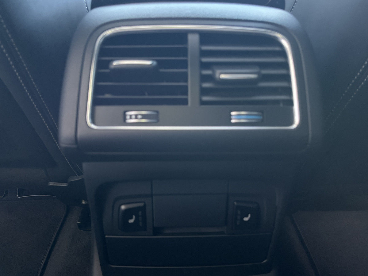 AUDI SQ5 3,0  TDI V6 313 BVA8 QUATTRO ATTELAGE  TOIT PANORAMIQUE OUVRANT  GPS CAMERA HIFI B&O KEYLESS REGULATEUR ADAPTATIF FULL CUIR  BI-XENON  PARK PILOT  PACK CARBON DRIVE SELECT JANTE 21  EXCELLENT ETAT