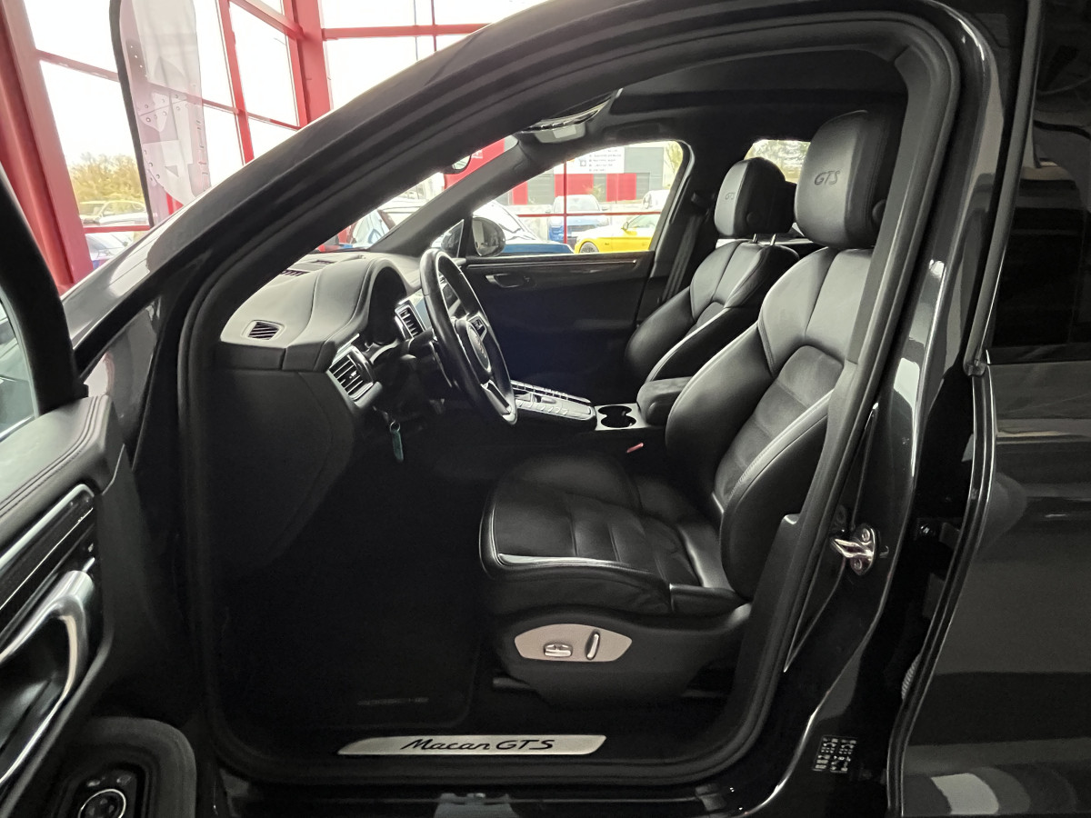 PORSCHE MACAN GTS 3,0 V6 360 4X4 PDK TOIT PANORAMIQUE  GPS CAMERA APPLE CARPLAY PDLS  PCM PASM REGULATEUR  LIMITEUR HIFI BOSE FEUX BI-XENON  PACK CHRONO SPORT JANTES 20 RS SPYDER EXCELLENT ETAT