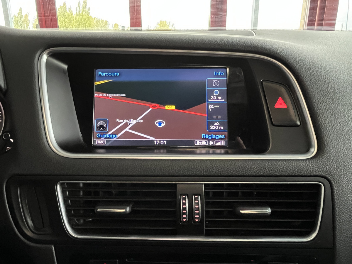 AUDI SQ5 3,0  TDI V6 313 BVA8 QUATTRO ATTELAGE TOIT PANORAMIQUE OUVRANT  GPS CAMERA HIFI B&O KEYLESS REGULATEUR ADAPTATIF  BI-XENON  PARK PILOT  DRIVE SELECT JANTES 20  EXCELLENT ETAT