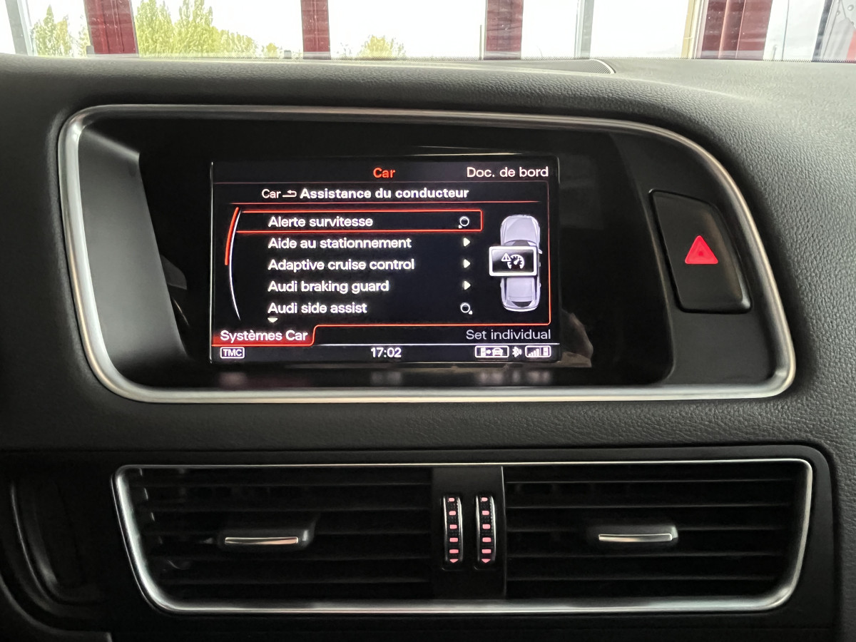 AUDI SQ5 3,0  TDI V6 313 BVA8 QUATTRO ATTELAGE TOIT PANORAMIQUE OUVRANT  GPS CAMERA HIFI B&O KEYLESS REGULATEUR ADAPTATIF  BI-XENON  PARK PILOT  DRIVE SELECT JANTES 20  EXCELLENT ETAT
