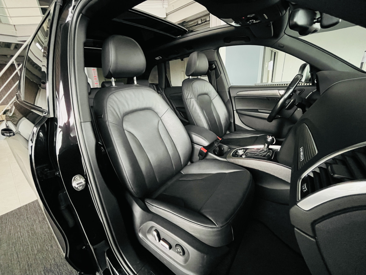 AUDI SQ5 3,0  TDI V6 313 BVA8 QUATTRO ATTELAGE TOIT PANORAMIQUE OUVRANT  GPS CAMERA HIFI B&O KEYLESS REGULATEUR ADAPTATIF  BI-XENON  PARK PILOT  DRIVE SELECT JANTES 20  EXCELLENT ETAT