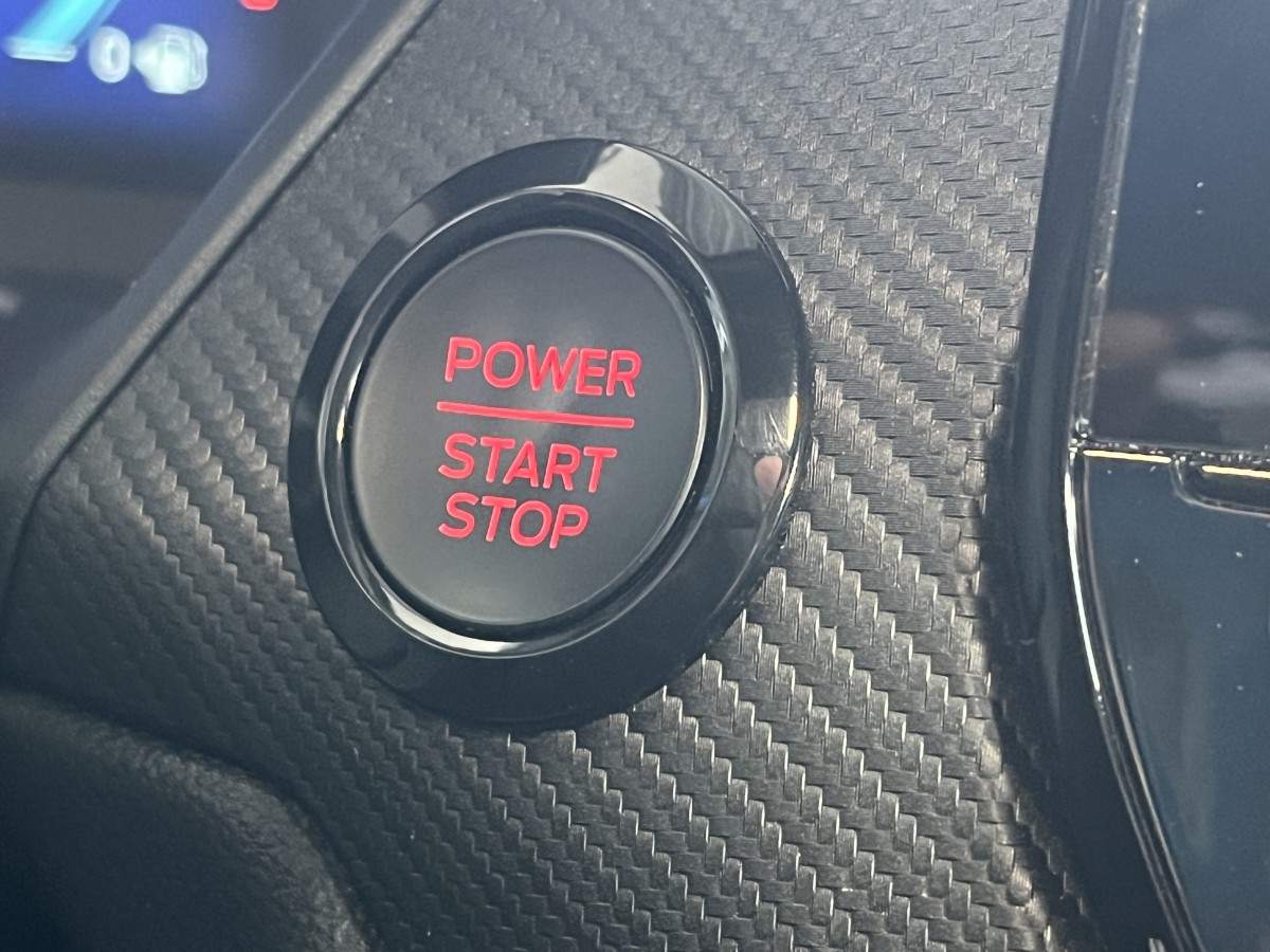 FORD PUMA ST 1,5 200  PHASE 2 PACK PERFORMANCE DIFFERENTIEL ATTELAGE GPS CAMERA  TOIT PANORAMIQUE FEUX FULL LED HIFI B&O APPLE CAR PLAY PACK HIVER PARK PILOT  KEYLESS BLEU AZURA  ETAT NEUF