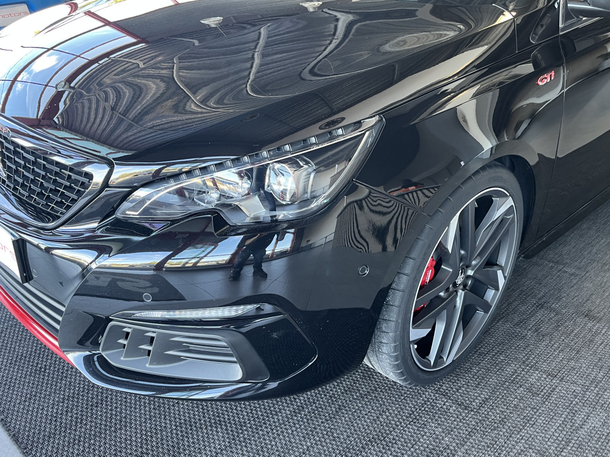 PEUGEOT 308 GTI 1,6 263 PHASE 2 TOIT PANORAMIQUE GPS CAMERA KEYLESS  HIFI DENON REGULATEUR LIMITEUR APPLE CARPLAY DIFFERENTIEL A GLISSEMENT JANTES 19 PARK ASSIST