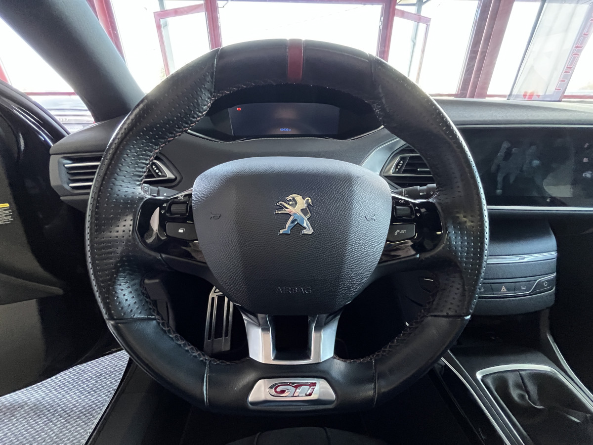 PEUGEOT 308 GTI 1,6 263 PHASE 2 TOIT PANORAMIQUE GPS CAMERA KEYLESS  HIFI DENON REGULATEUR LIMITEUR APPLE CARPLAY DIFFERENTIEL A GLISSEMENT JANTES 19 PARK ASSIST