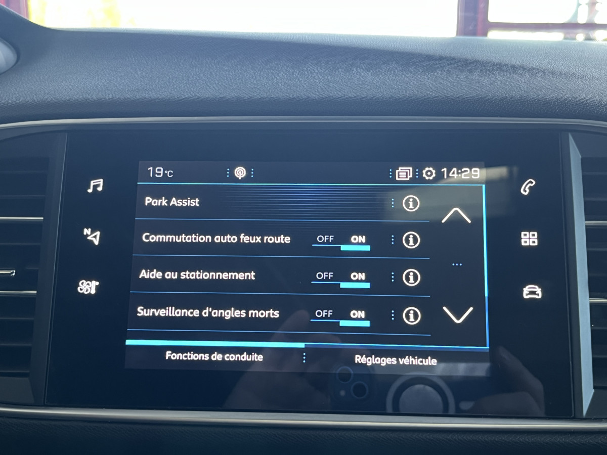 PEUGEOT 308 GTI 1,6 263 PHASE 2 TOIT PANORAMIQUE GPS CAMERA KEYLESS  HIFI DENON REGULATEUR LIMITEUR APPLE CARPLAY DIFFERENTIEL A GLISSEMENT JANTES 19 PARK ASSIST
