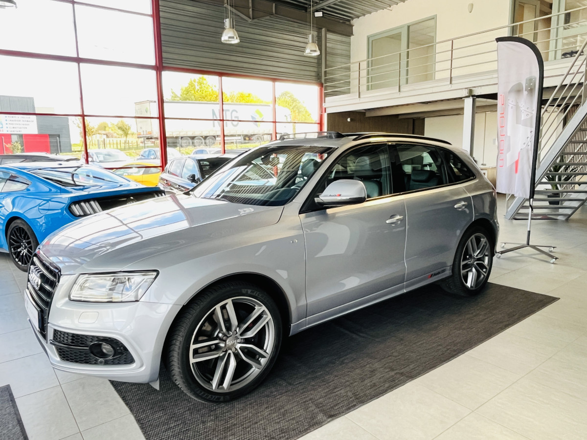 AUDI SQ5 TDI V6 313 QUATTRO BVA8 QUATTRO TOIT PANORAMIQUE  GPS CAMERA KEYLESS HIFI B&O  REGULATEUR  BI-XENON  PACK CARBON  PARK PILOT   DRIVE SELECT JANTE 21 EXCELLENT ETAT