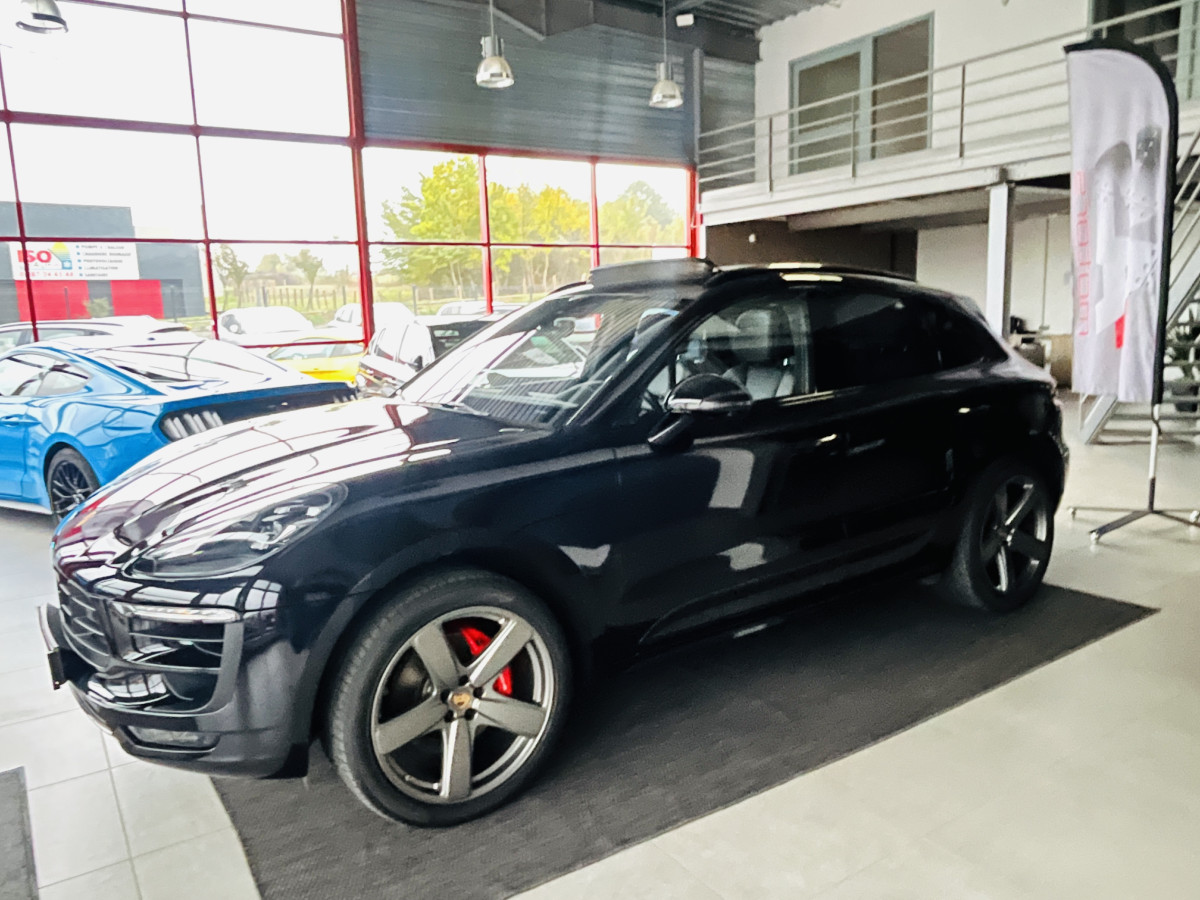 PORSCHE MACAN GTS 3,0 V6 360 4X4 PDK ATTELAGE TOIT PANORAMIQUE  GPS CAMERA 360 APPLE CARPLAY PDLS PLUS  PCM PASM REGULATEUR ADAPTATIF HIFI BURMESTER FEUX FULL LED  PACK CHRONO SPORT JANTES SPORT CLASSIC 21  EXCELLENT ETAT