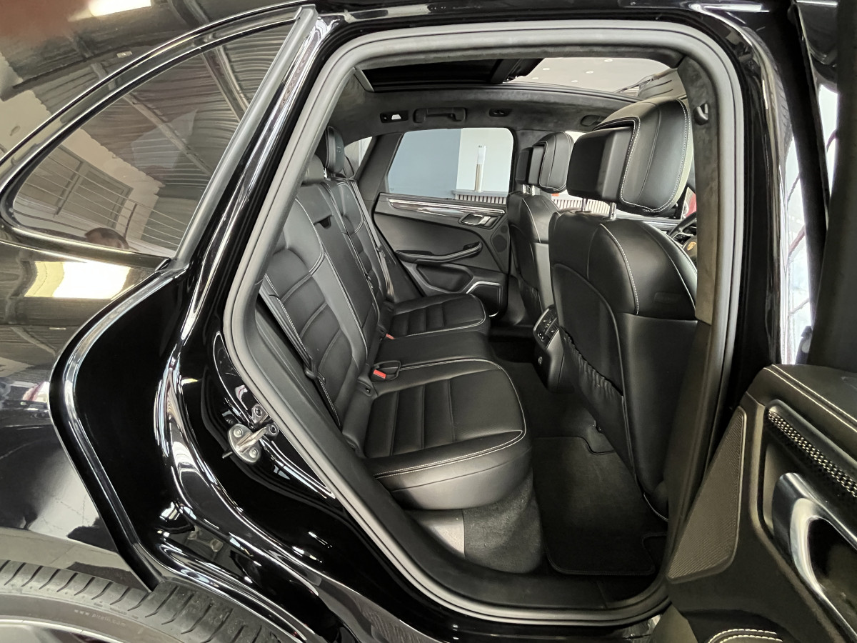 PORSCHE MACAN GTS 3,0 V6 360 4X4 PDK ATTELAGE TOIT PANORAMIQUE  GPS CAMERA 360 APPLE CARPLAY PDLS PLUS  PCM PASM REGULATEUR ADAPTATIF HIFI BURMESTER FEUX FULL LED  PACK CHRONO SPORT JANTES SPORT CLASSIC 21  EXCELLENT ETAT