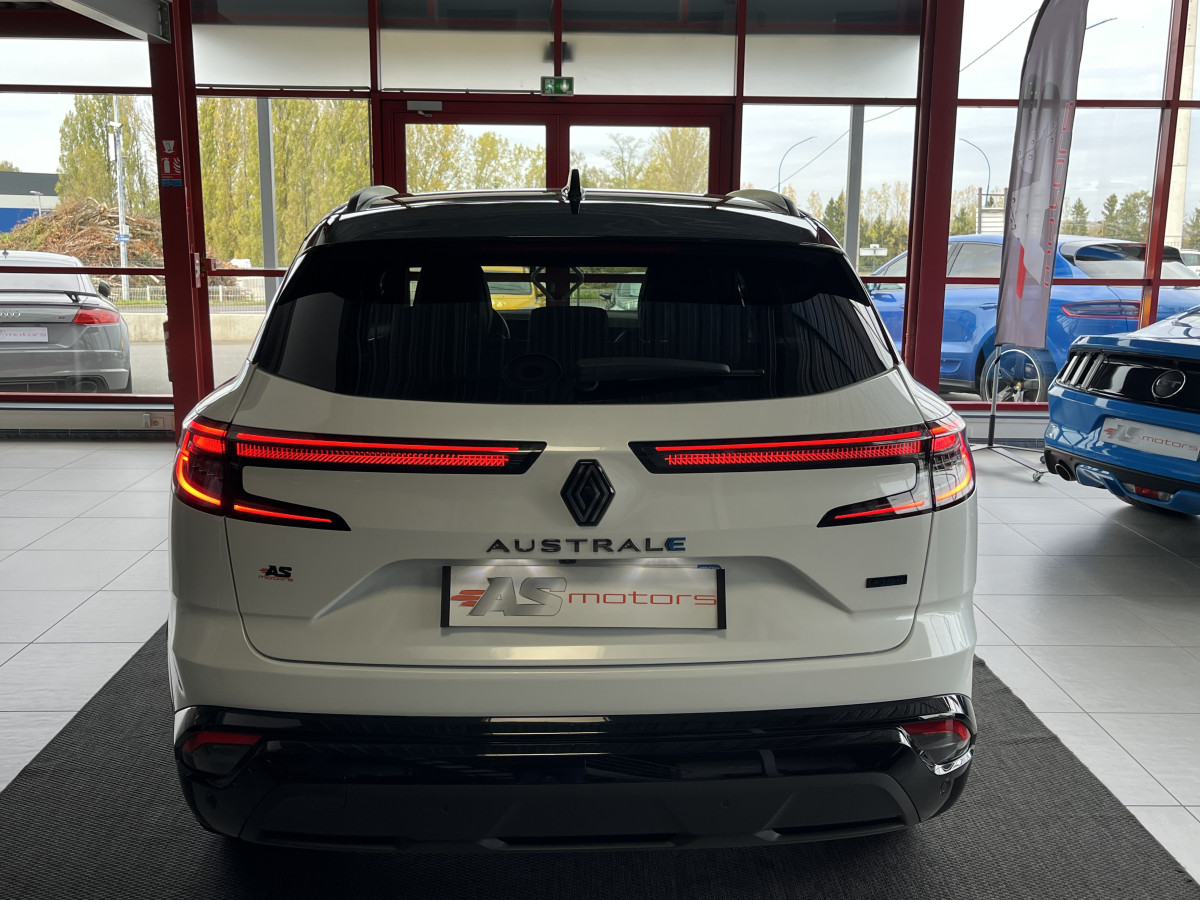 RENAULT AUSTRAL ICONIC ESPRIT ALPINE E-TECH FULL HYBRID 200 ATTELAGE GPS CAMERA 360 KEYLESS APPLE CARPLAY REGULATEUR ADAPTATIF LIMITEUR FULL LED VISION PARK PILOT AV-AR JANTES 20 EXCELLENT ETAT