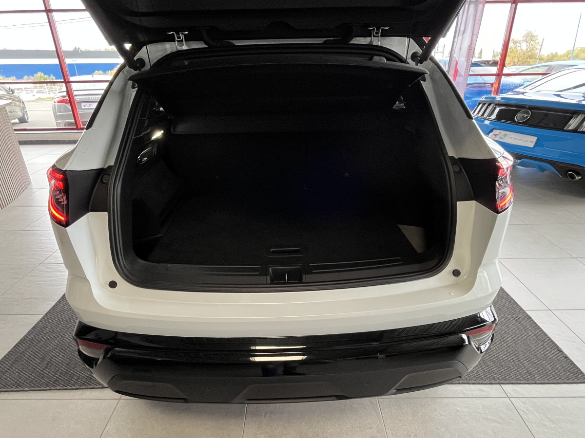 RENAULT AUSTRAL ICONIC ESPRIT ALPINE E-TECH FULL HYBRID 200 ATTELAGE GPS CAMERA 360 KEYLESS APPLE CARPLAY REGULATEUR ADAPTATIF LIMITEUR FULL LED VISION PARK PILOT AV-AR JANTES 20 EXCELLENT ETAT