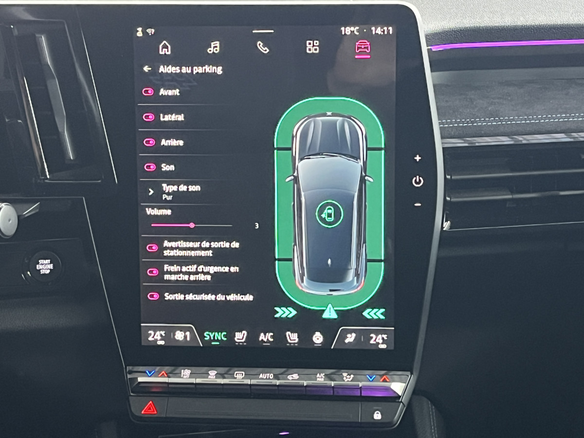 RENAULT AUSTRAL ICONIC ESPRIT ALPINE E-TECH FULL HYBRID 200 ATTELAGE GPS CAMERA 360 KEYLESS APPLE CARPLAY REGULATEUR ADAPTATIF LIMITEUR FULL LED VISION PARK PILOT AV-AR JANTES 20 EXCELLENT ETAT