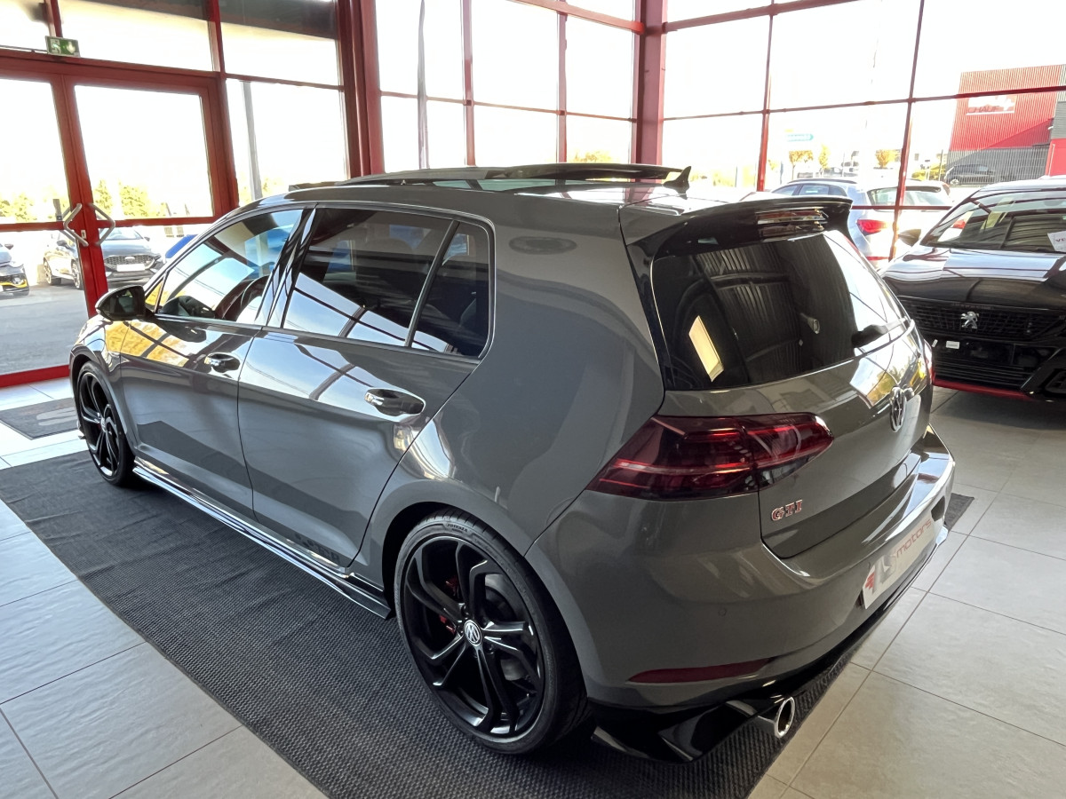 VW GOLF 7 GTI TCR  2,0 TSI 290 DSG7 TOIT PANORAMIQUE OUVRANT  GPS CAMERA  ACC DCC DIGITAL COCKPIT KEYLESS REGULATEUR ADAPTATIF LIMITEUR  FULL LED JANTES 19  EXCELLENT ETAT