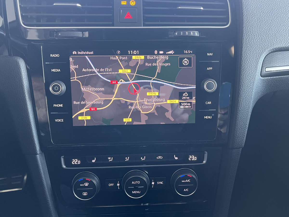 VW GOLF 7 GTI TCR  2,0 TSI 290 DSG7 TOIT PANORAMIQUE OUVRANT  GPS CAMERA  ACC DCC DIGITAL COCKPIT KEYLESS REGULATEUR ADAPTATIF LIMITEUR  FULL LED JANTES 19  EXCELLENT ETAT