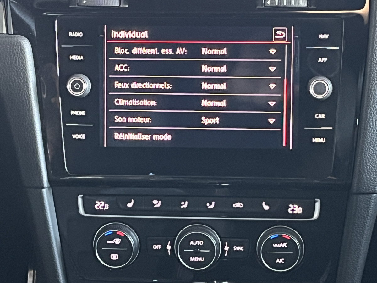 VW GOLF 7 GTI TCR  2,0 TSI 290 DSG7 TOIT PANORAMIQUE OUVRANT  GPS CAMERA  ACC DCC DIGITAL COCKPIT KEYLESS REGULATEUR ADAPTATIF LIMITEUR  FULL LED JANTES 19  EXCELLENT ETAT