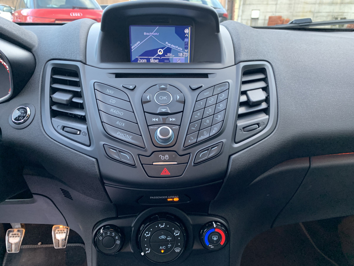 FORD FIESTA ST 1,6 TURBO 182 PACK PERF GPS CAMERA