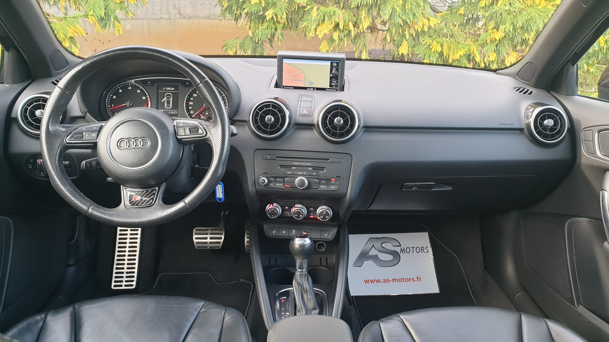 AUDI A1 1,4 TFSI 122 DSG7 FULL S-LINE TOIT PANO BLUETOOTH GPS