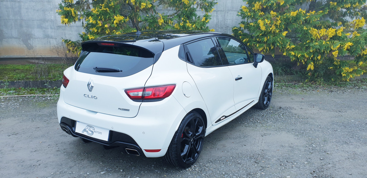 RENAULT CLIO 4 1,6 RS CUP 200 SERIE LIMITÉE GP MONACO NR 107