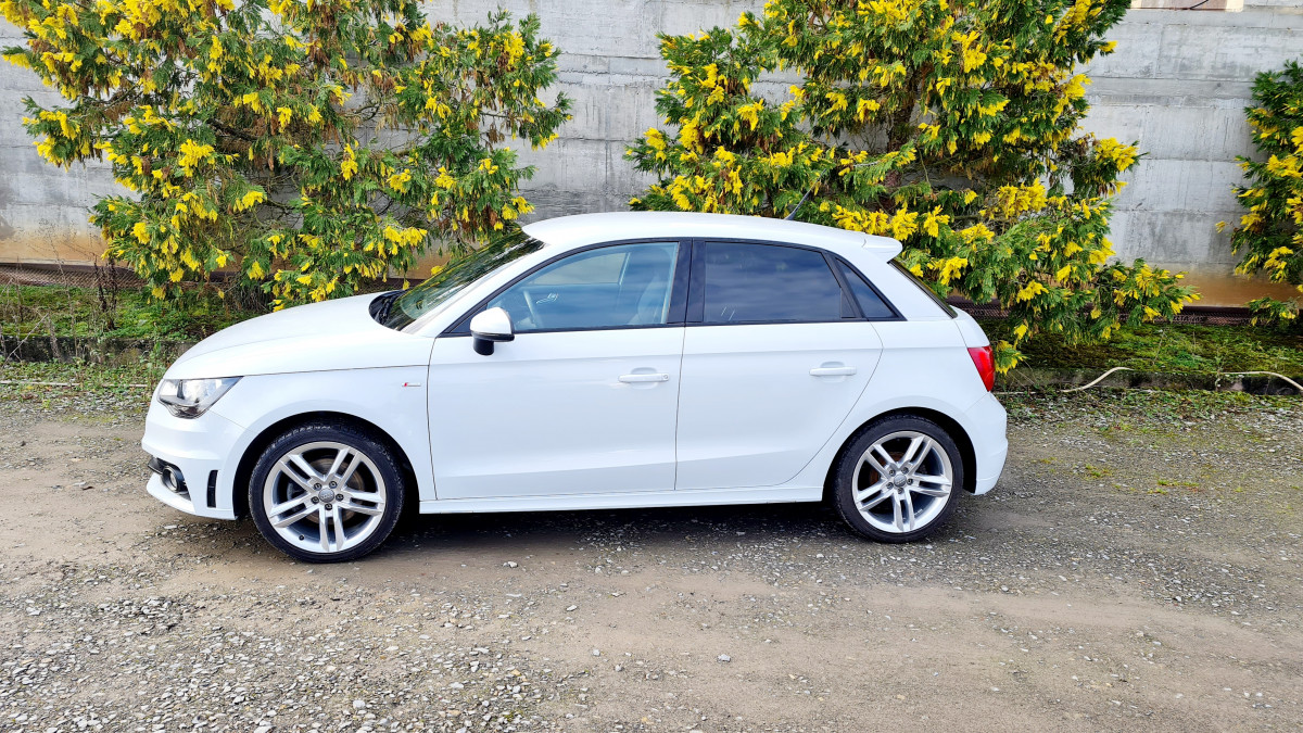 AUDI A1 1,4 TFSI 122 DSG7 FULL S-LINE REGULATEUR BLUETOOTH