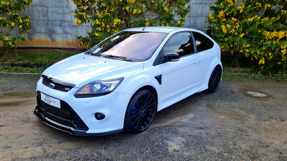 FORD FOCUS RS 2.5 T 305 RECARO