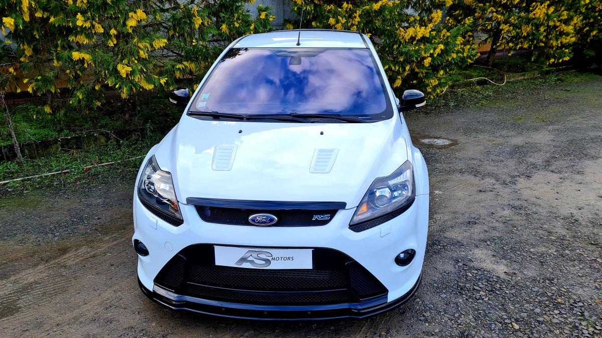 FORD FOCUS RS 2.5 T 305 RECARO