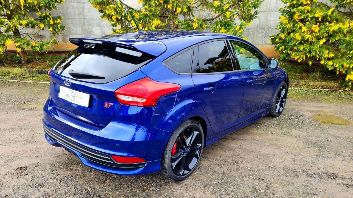 FORD  FOCUS 2,0 ECOBOOST 250 ST