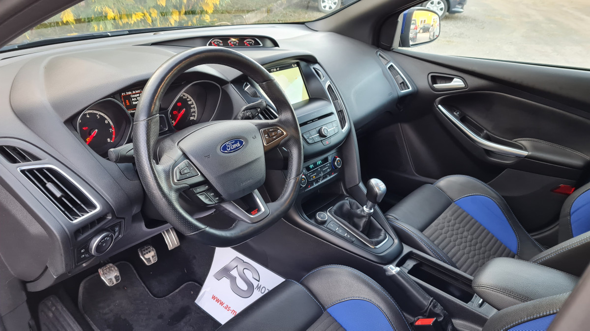 FORD  FOCUS 2,0 ECOBOOST 250 ST