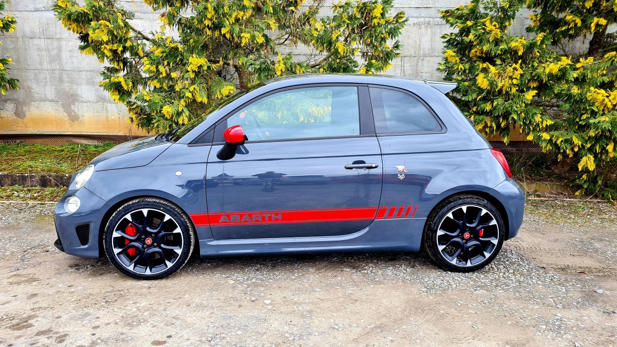 Fiat Abarth 500 1.4 Turbo T-Jet 180ch 595 Competizione GPS BEATS