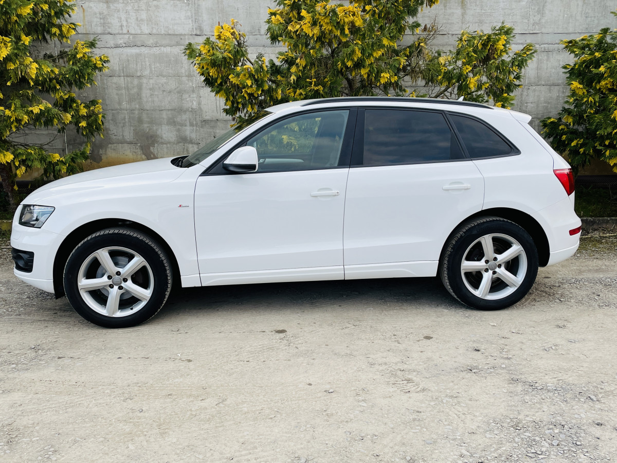 AUDI Q5 2,0 TDI  QUATTRO 170  S-LINE DSG7 GPS REGULATEUR BLUETOOTH XENON