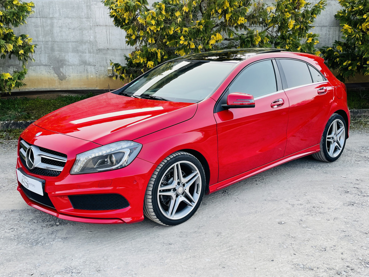 MERCEDES A 250 7G-DCT FASCINATION PACK AMG GPS TOIT PANO REGULATEUR