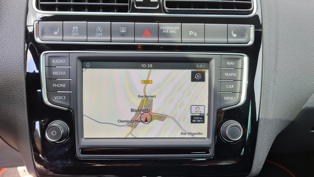 VOLKSWAGEN POLO GTI 1,8 DSG7 192 GPS BLUETOOTH REGULATEUR TOIT PANO