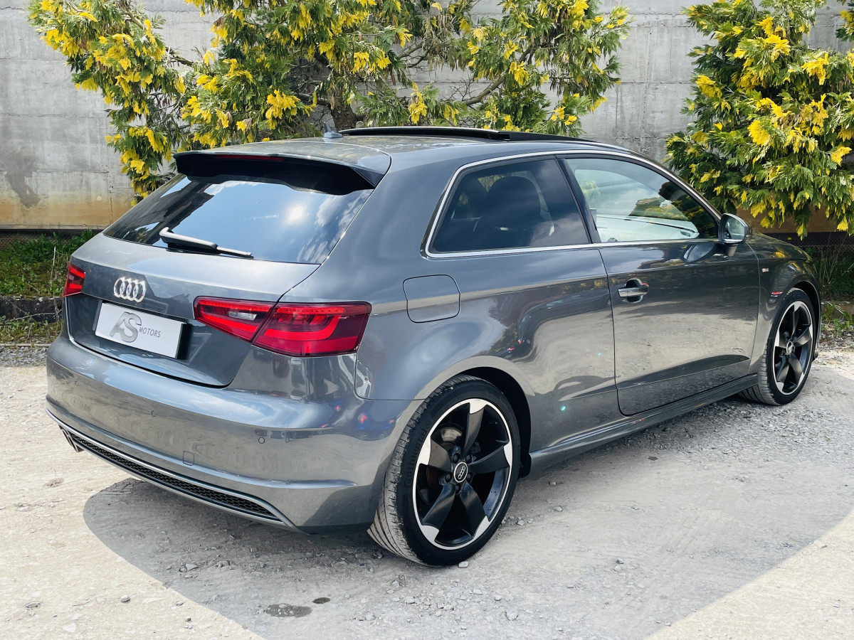 AUDI A3 1,8 TFSI 180 FULL S-LINE TOIT PANORAMIQUE GPS REGULATEUR BANG OLUFSEN JANTES ROTOR