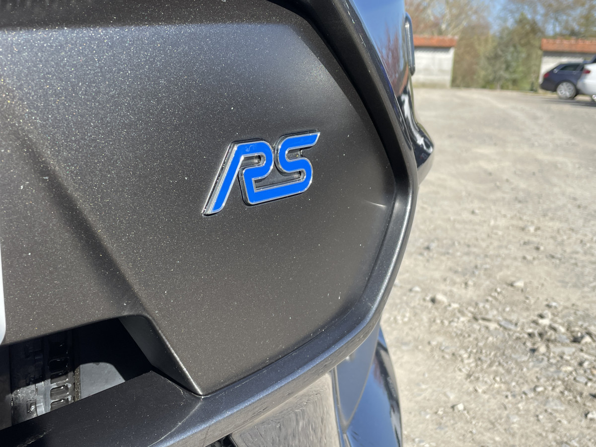 FORD FOCUS RS 2,3 ECO BOOST 350 GPS BLUETOOTH REGULATEUR DRIVE MODE