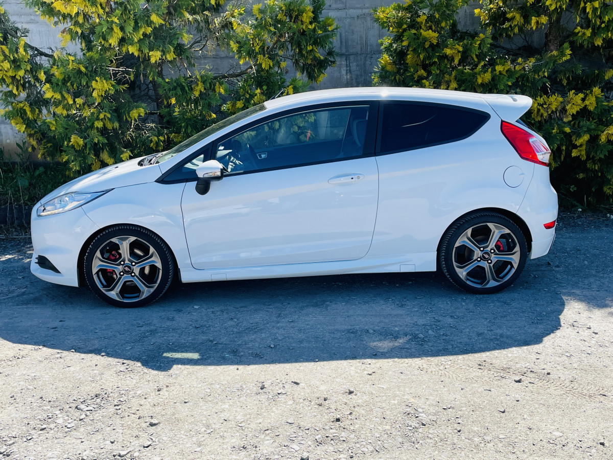 Fiesta VII - Appairer capteur pression pneu - Fiesta - Ford - Forum Marques  Automobile - Forum Auto