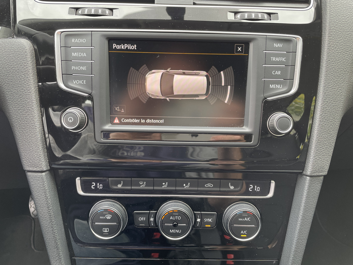 VOLKSWAGEN GOLF 1,4 TSI 125 TYPE CARAT GPS REGULATEUR BLUETOOTH