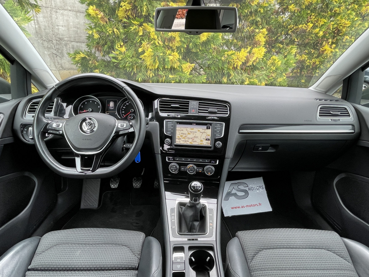 VOLKSWAGEN GOLF 1,4 TSI 125 TYPE CARAT GPS REGULATEUR BLUETOOTH