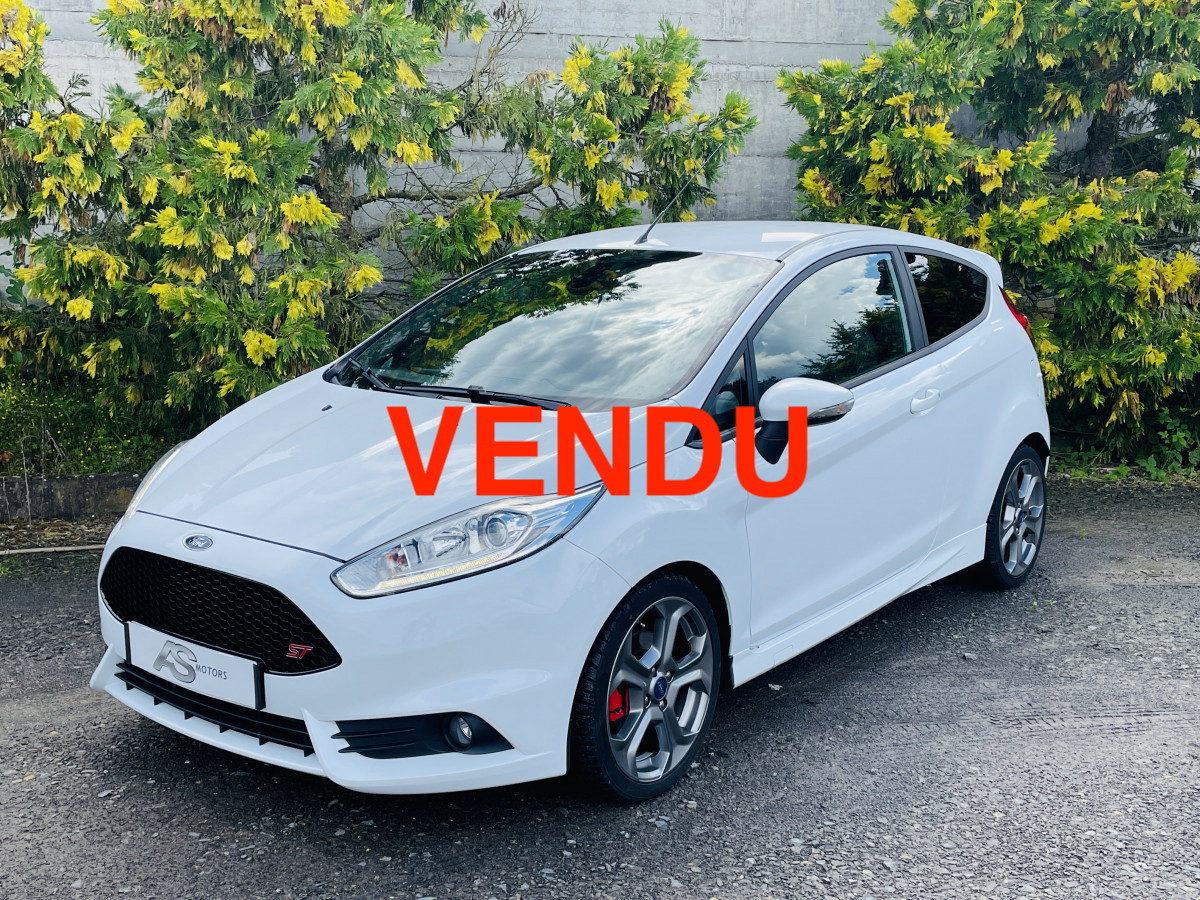 FIESTA ST 1,6 TURBO 182 PACK PERFORMANCE REGULATEUR BLUETOOTH