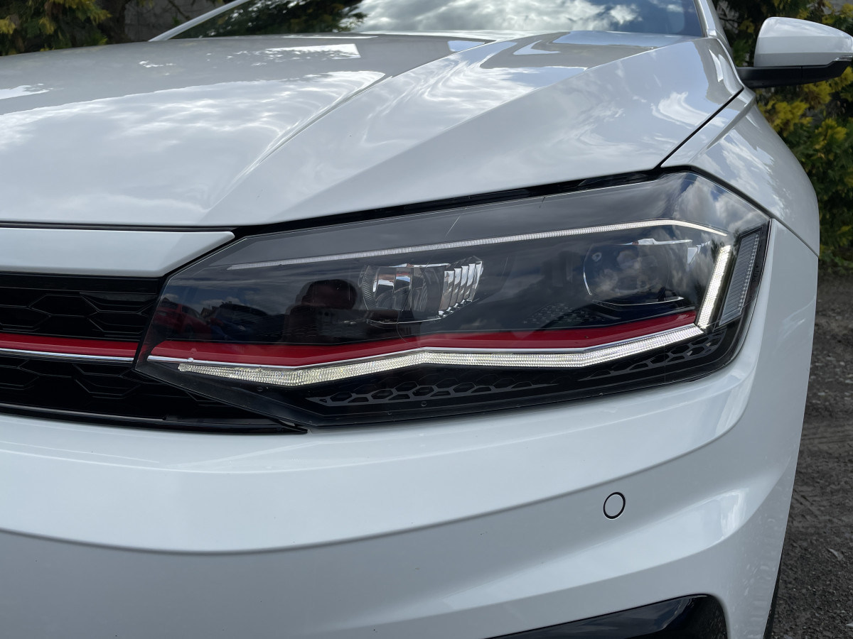 VOLKSWAGEN POLO GTI  2,0 TSI DSG6 200 GPS REGULATEUR SONO BEATS JANTES BRESCIA