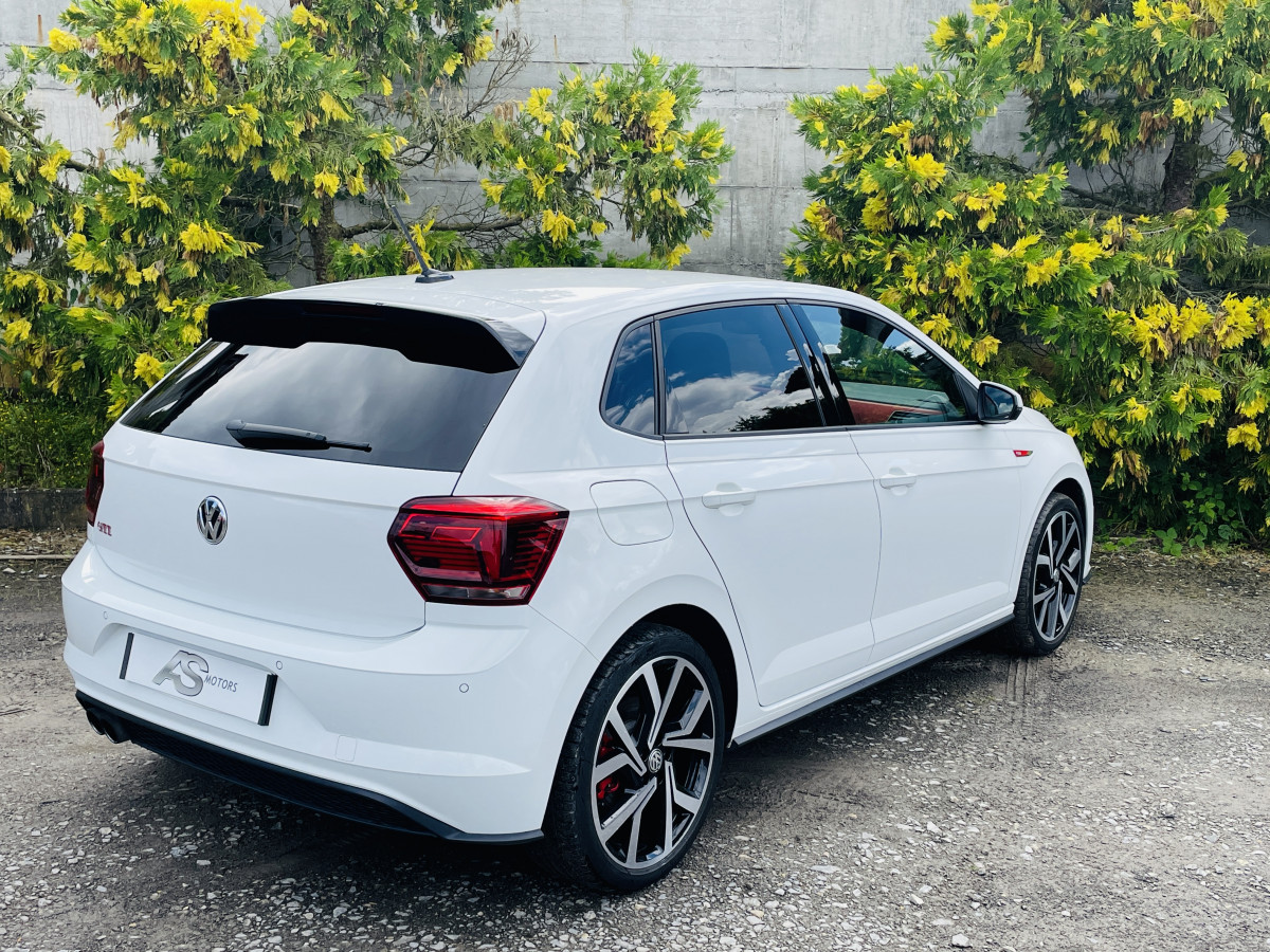 VOLKSWAGEN POLO GTI  2,0 TSI DSG6 200 GPS REGULATEUR SONO BEATS JANTES BRESCIA