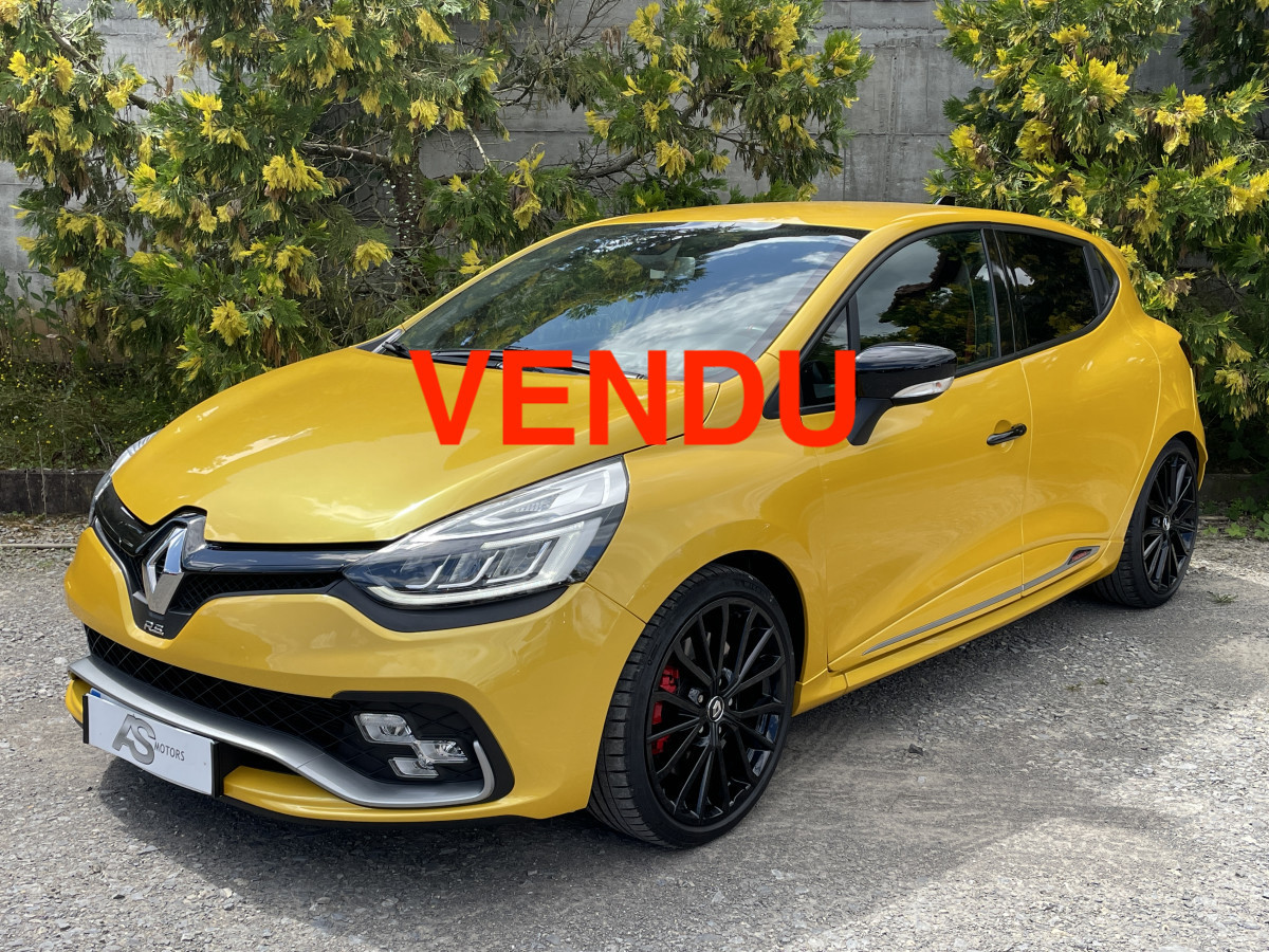 RENAULT CLIO RS TROPHY 1,6 220 GPS RS MONITOR BOSE