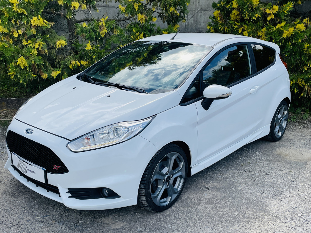 FORD FIESTA ST 1,6 TURBO 182 BLUETOOTH CLIM AUTO