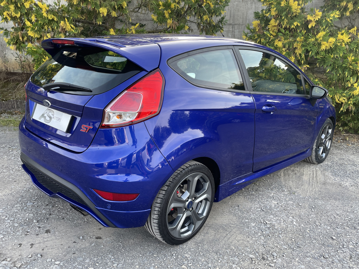 FORD FIESTA ST 1,6 TURBO 182 PACK PERF GPS REGULATEUR BLEU PERFORMANCE