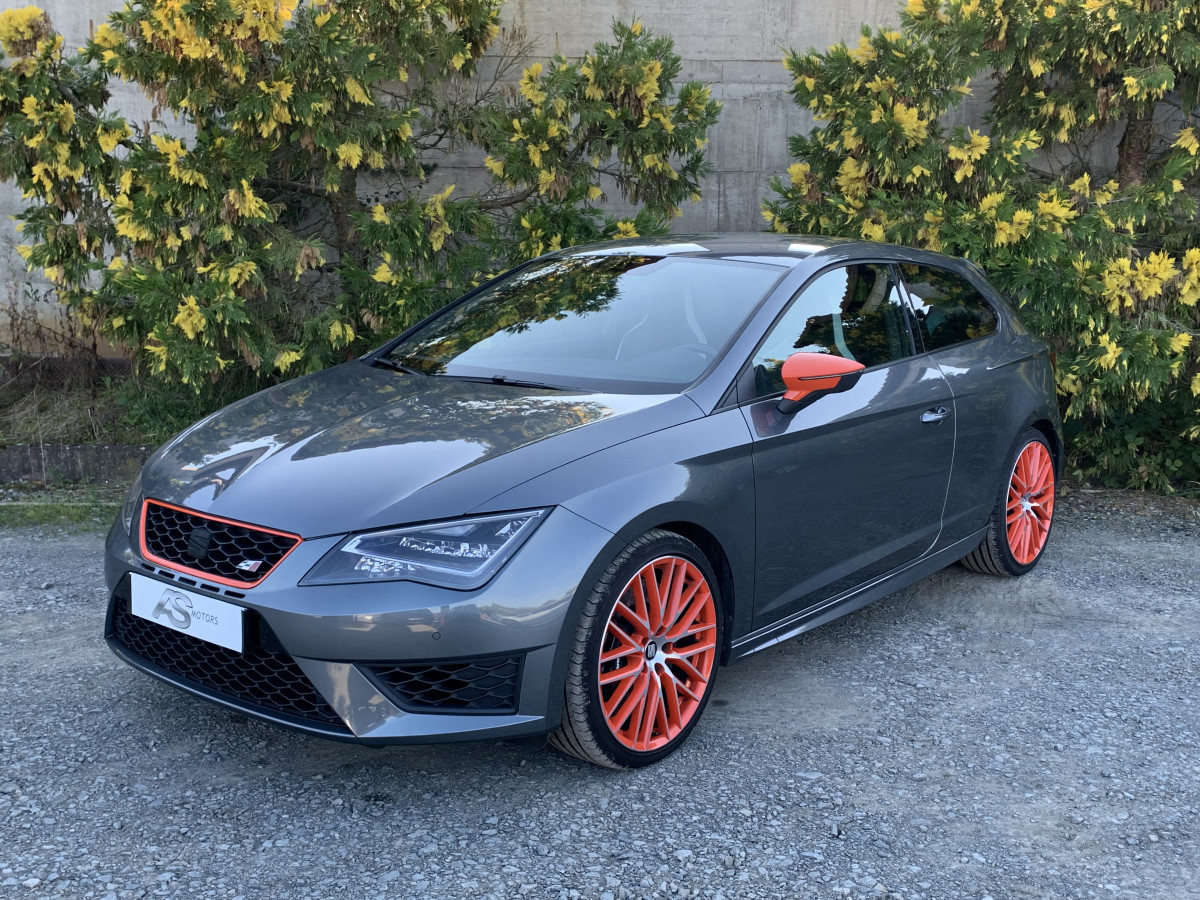 SEAT LEON SC CUPRA TSI 2.0 290 PACK PERFORMANCE GRIS REGULATEUR GPS DCC BLUETOOTH SIEGES SPORT BAQUET  APPLE CAR PLAY EXCELLENT ETAT