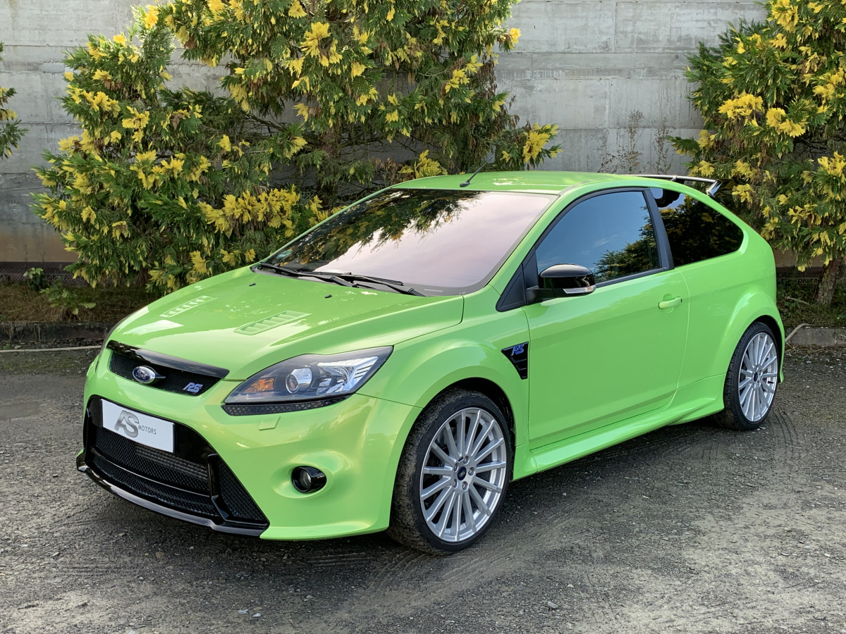 FORD FOCUS RS 2,5 305 GPS CAMERA BLUETOOTH ETAT IRREPROCHABLE COLLECTOR