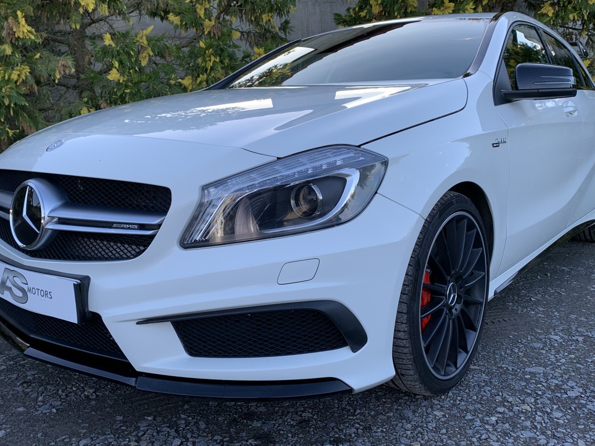 MERCEDES A45 AMG 360 CV 4MATIC SPEEDSHIFT-DTC PACK ECLUSIF PERFORMANCE AMG RECARO CAMERA BLUETOOTH SUPERBE ETAT