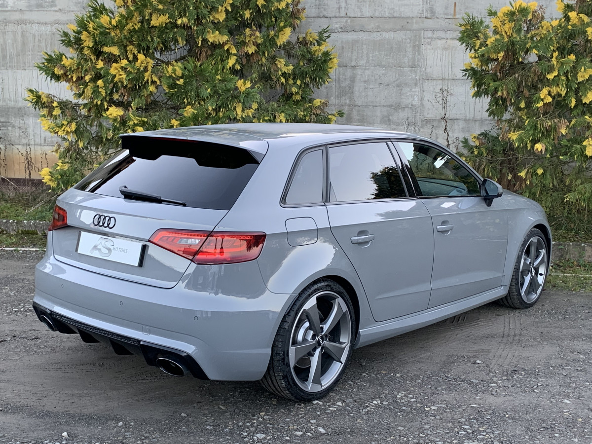 AUDI RS3 SPORTBACK 2,5 TFSI 367 S-TRONIC QUATTRO GRIS NARDO ECHAPPEMENT SPORT RS JANTES ROTOR FEUX FULL LED KEYLESS GO