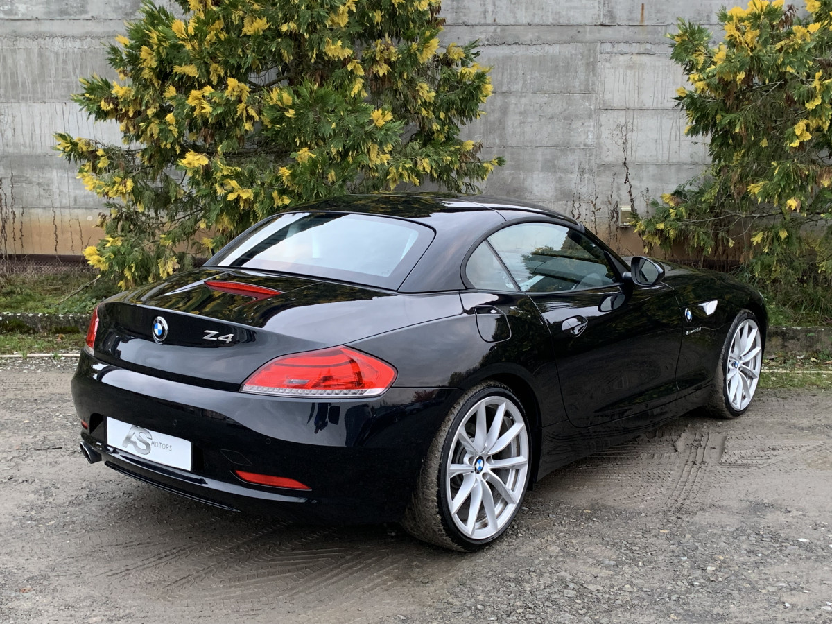 BMW Z4 E89 30I BVA 258 CV VERSION LUXE 6 CYLINDRES ATMOSPHERIQUE CUIR GPS BLUETOOTH REGULATEUR JANTES 19