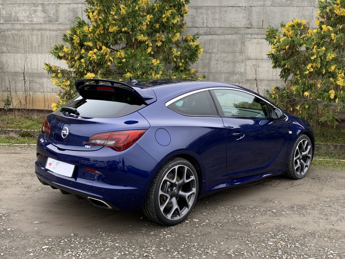 OPEL ASTRA OPC 2,0 TURBO 280 CV BLEU PACK APPARENCE GPS REGULATEUR JANTES 20 OPC FREINS BREMBO SIEGES BAQUET EN CUIR COMPLET HIFI INFINITY