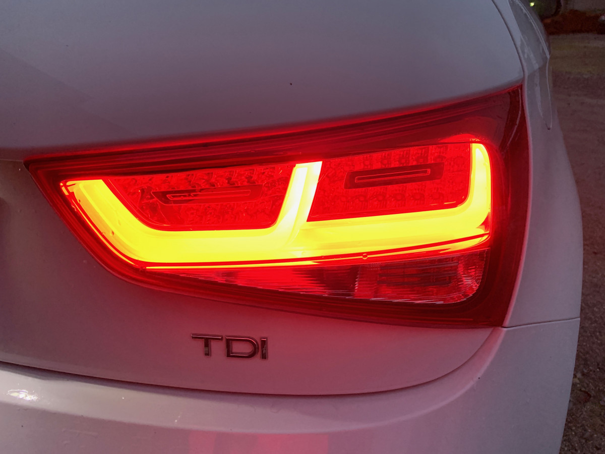 AUDI A1 1,6 TDI 105 S-LINE