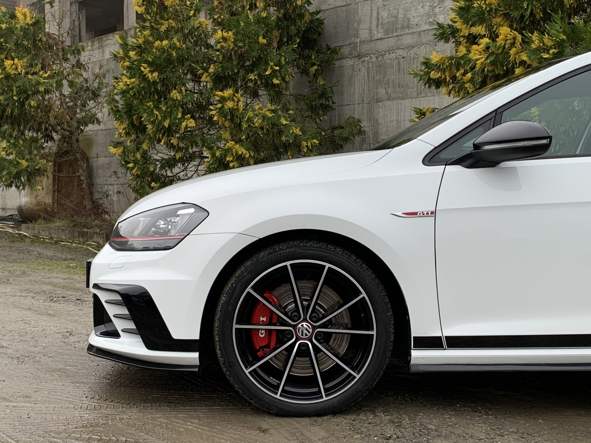 VOLKSWAGEN GOLF VII GTI CLUBSPORT 2.0 265 CV BLANCHE 5 PORTES DCC DYNAUDIO CAMERA SIEGES BAQUETS